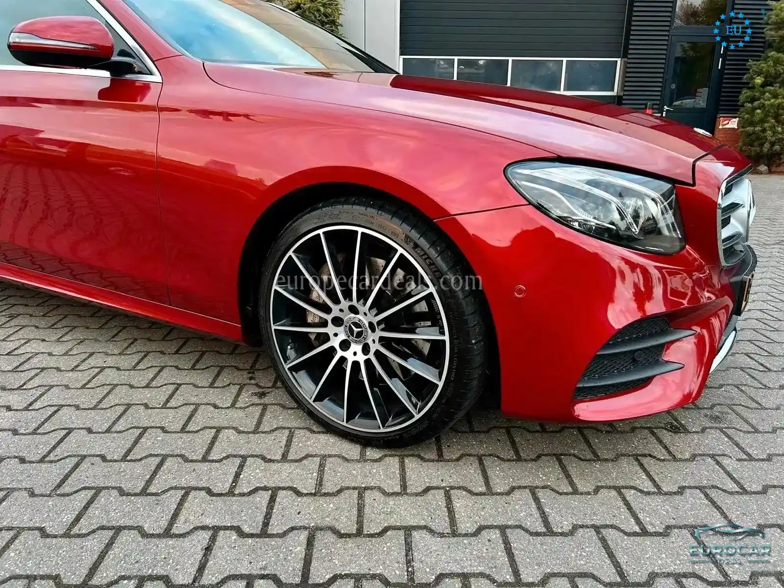 Mercedes-Benz E 300