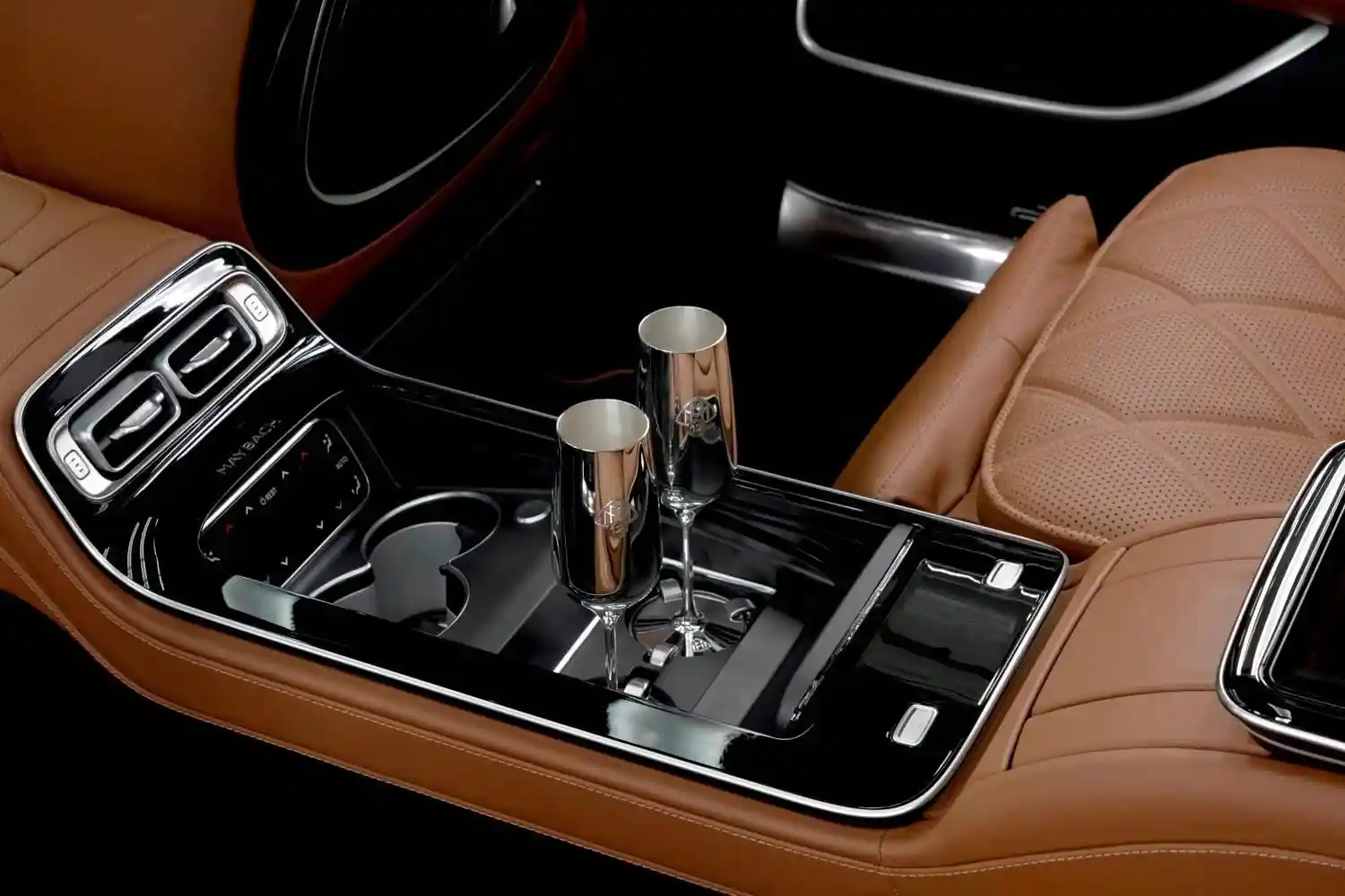 Mercedes-Benz S 680