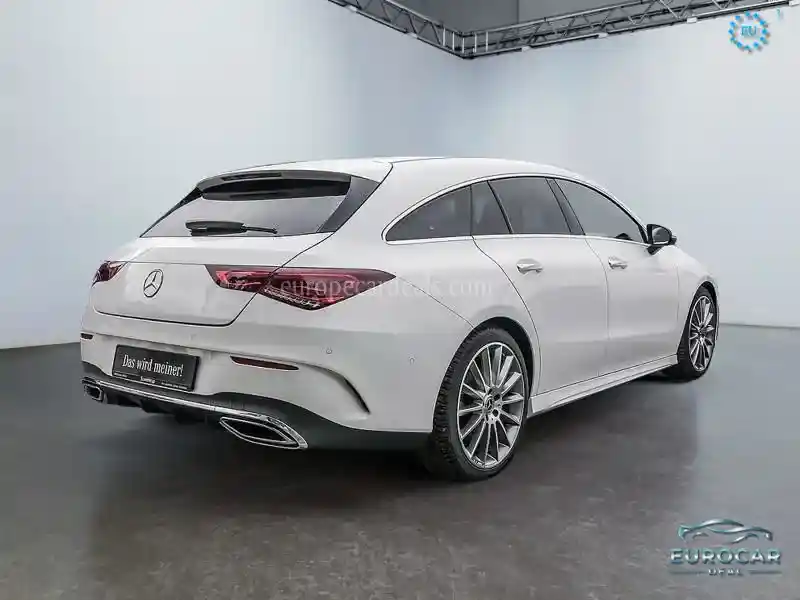 Mercedes-Benz CLA 200 Shooting Brake
