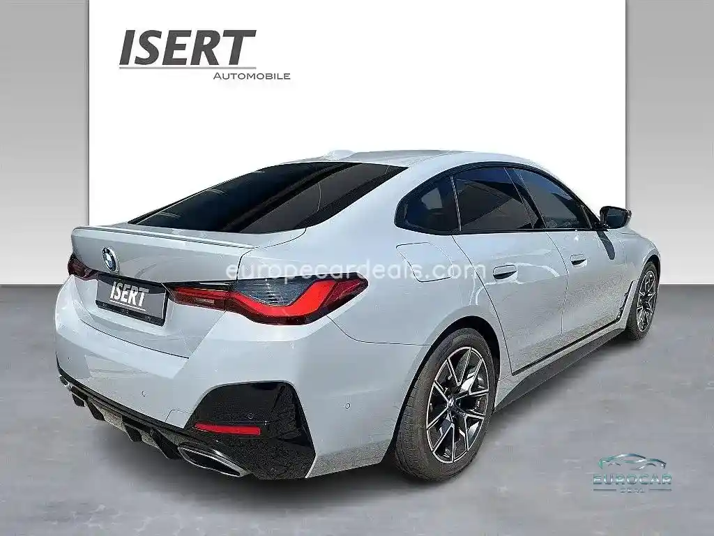 BMW M440