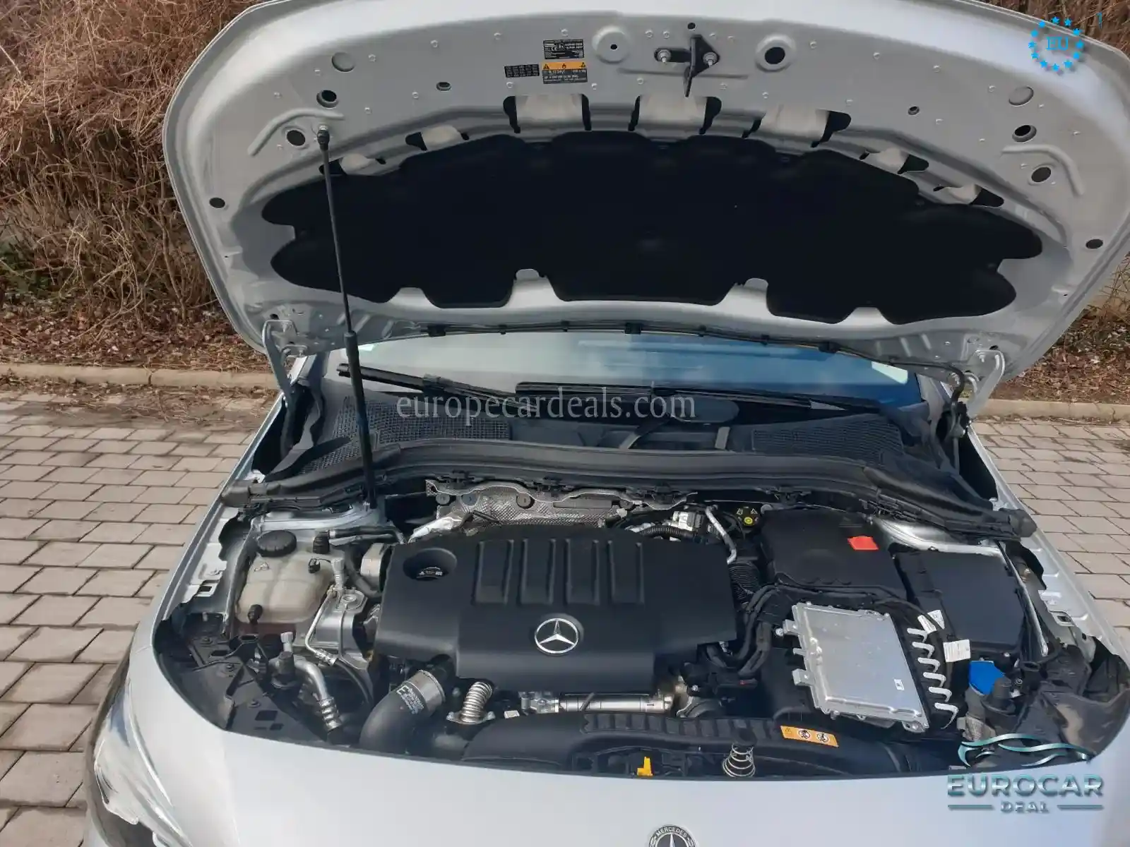 Mercedes-Benz B 220