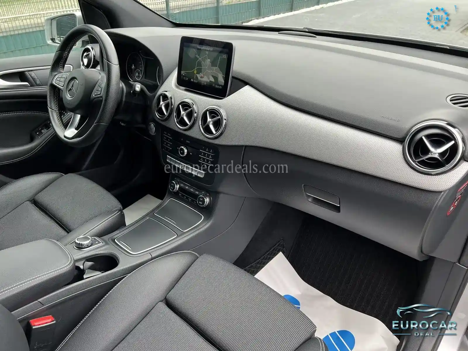 Mercedes-Benz B 200