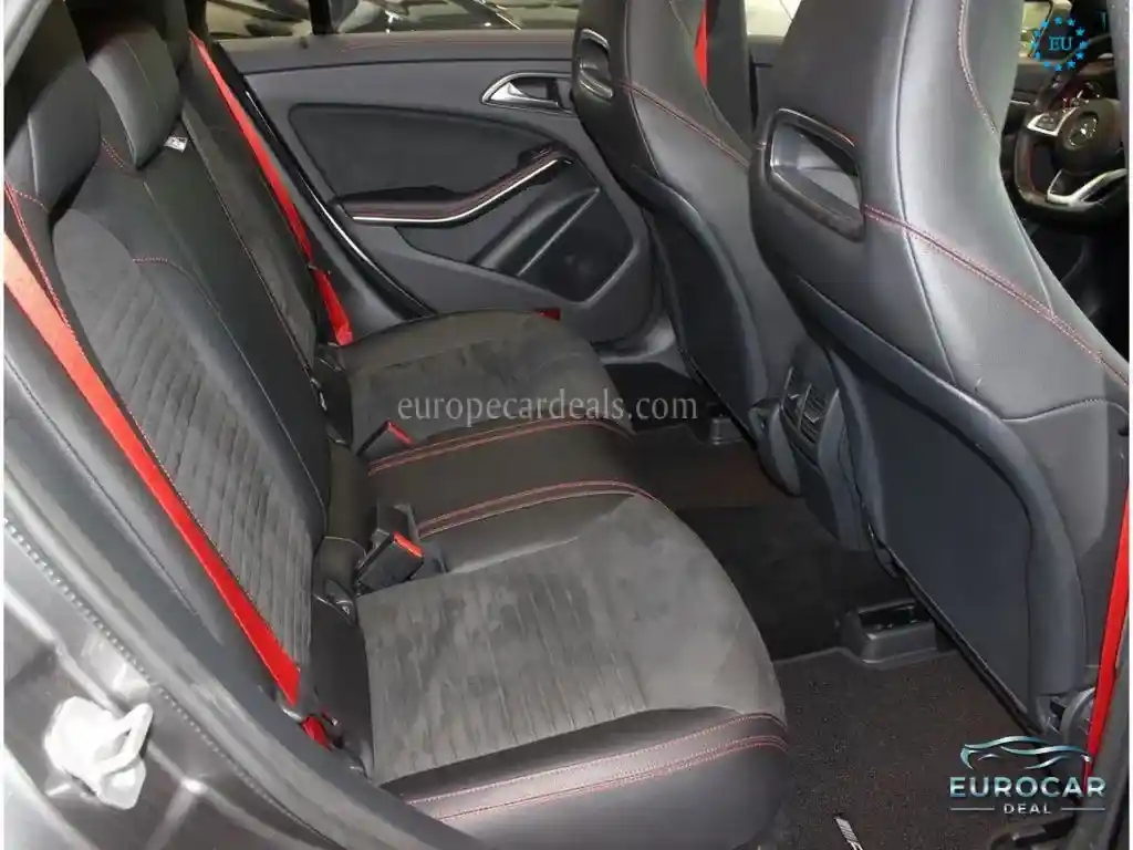 Mercedes-Benz CLA 45 AMG Shooting Brake
