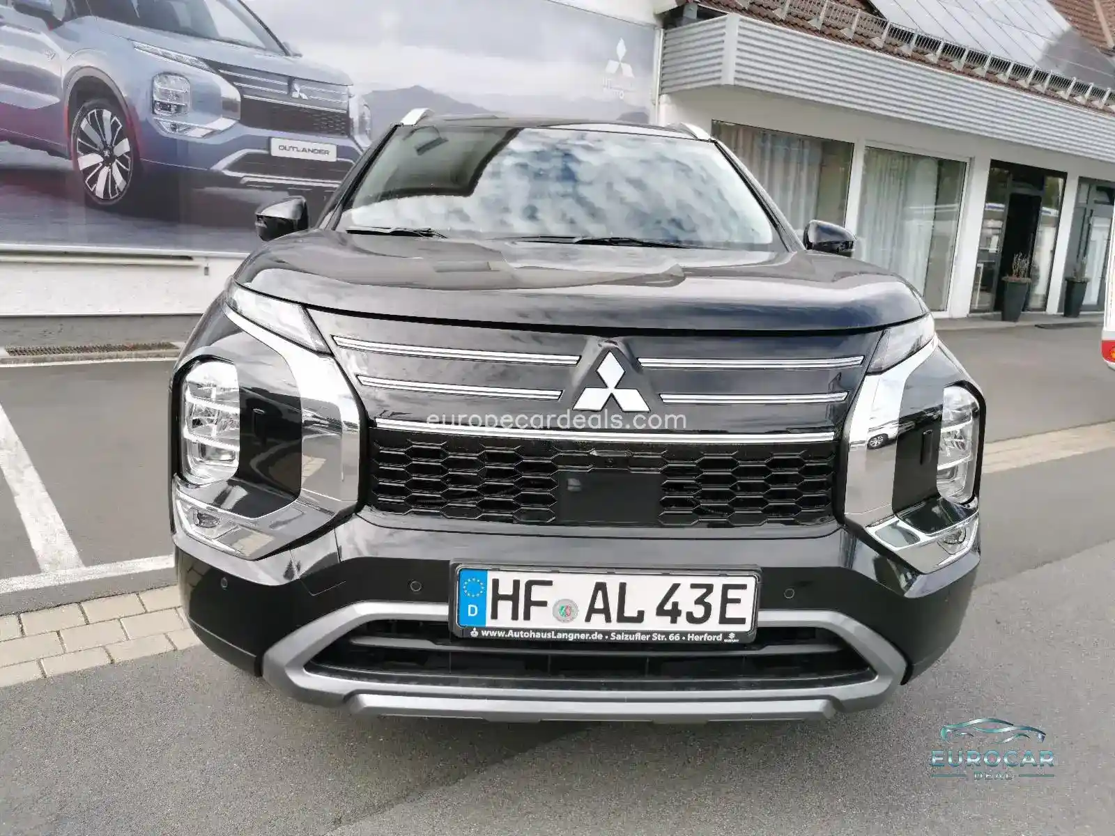 Mitsubishi Plug-in Hybrid Outlander