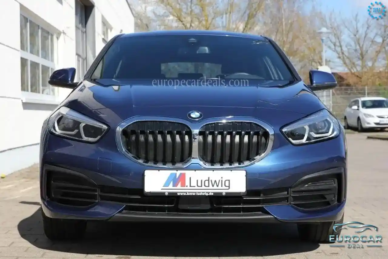 BMW 118