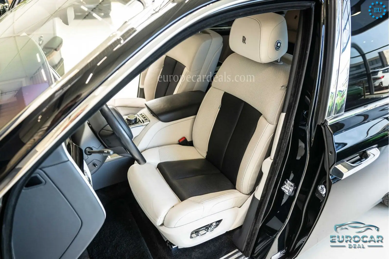 Rolls-Royce Phantom