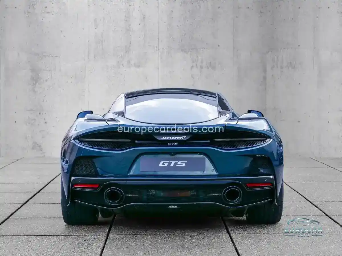 McLaren GTS