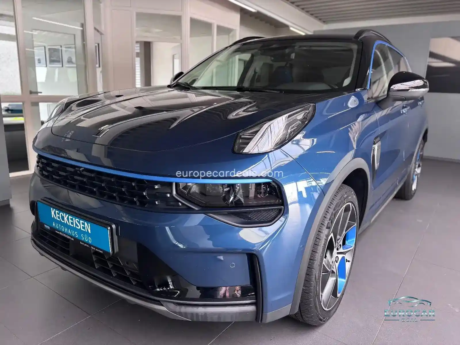 Lynk&Co 01