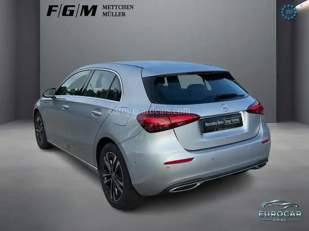 Mercedes-Benz A 180