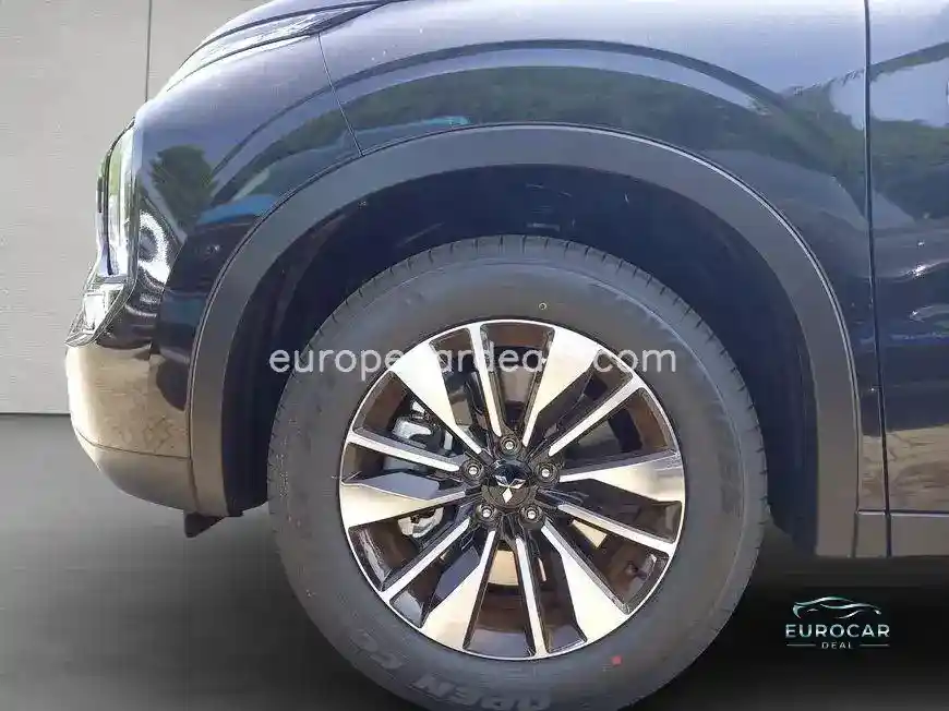 Mitsubishi Plug-in Hybrid Outlander