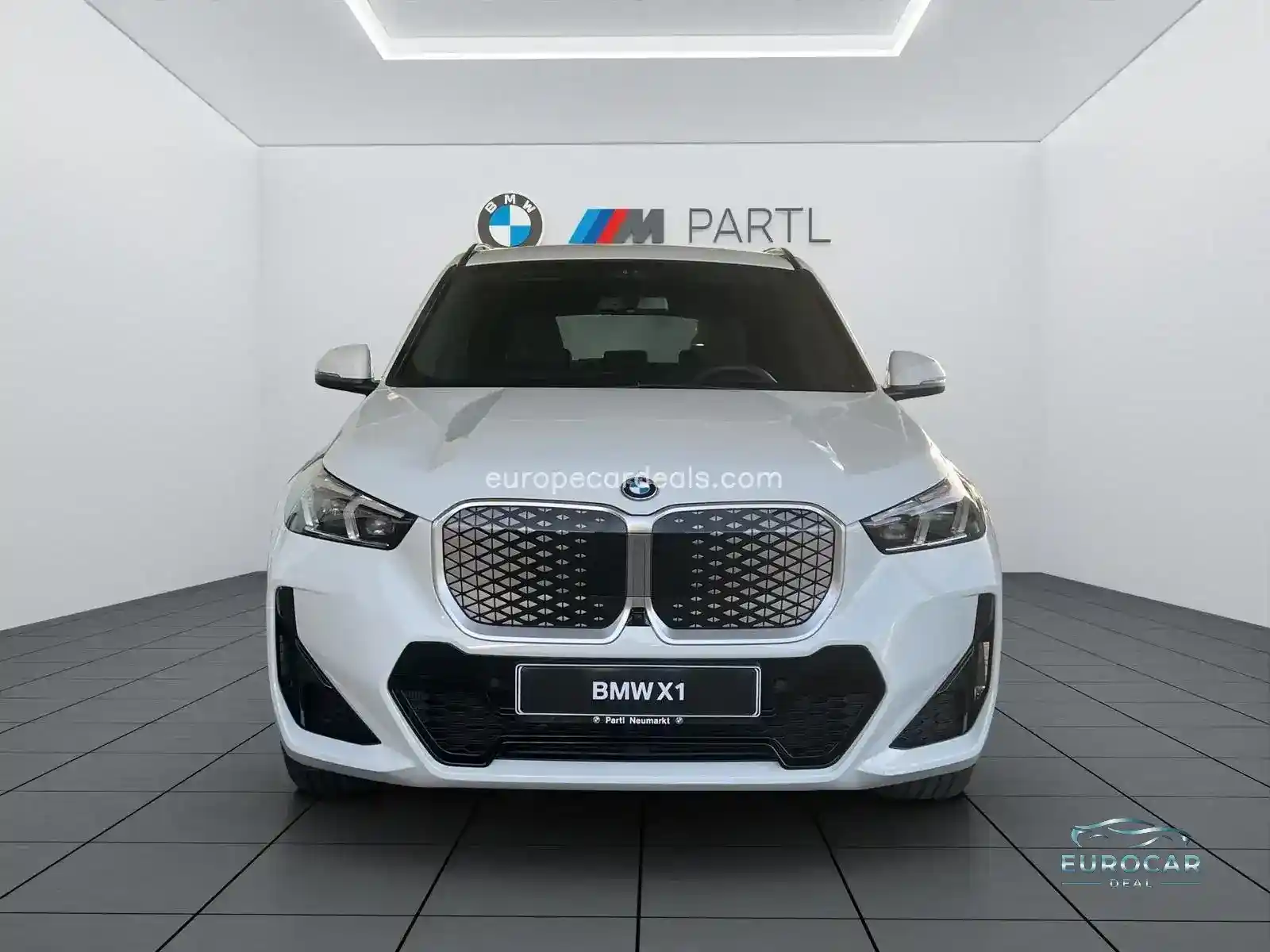 BMW iX1