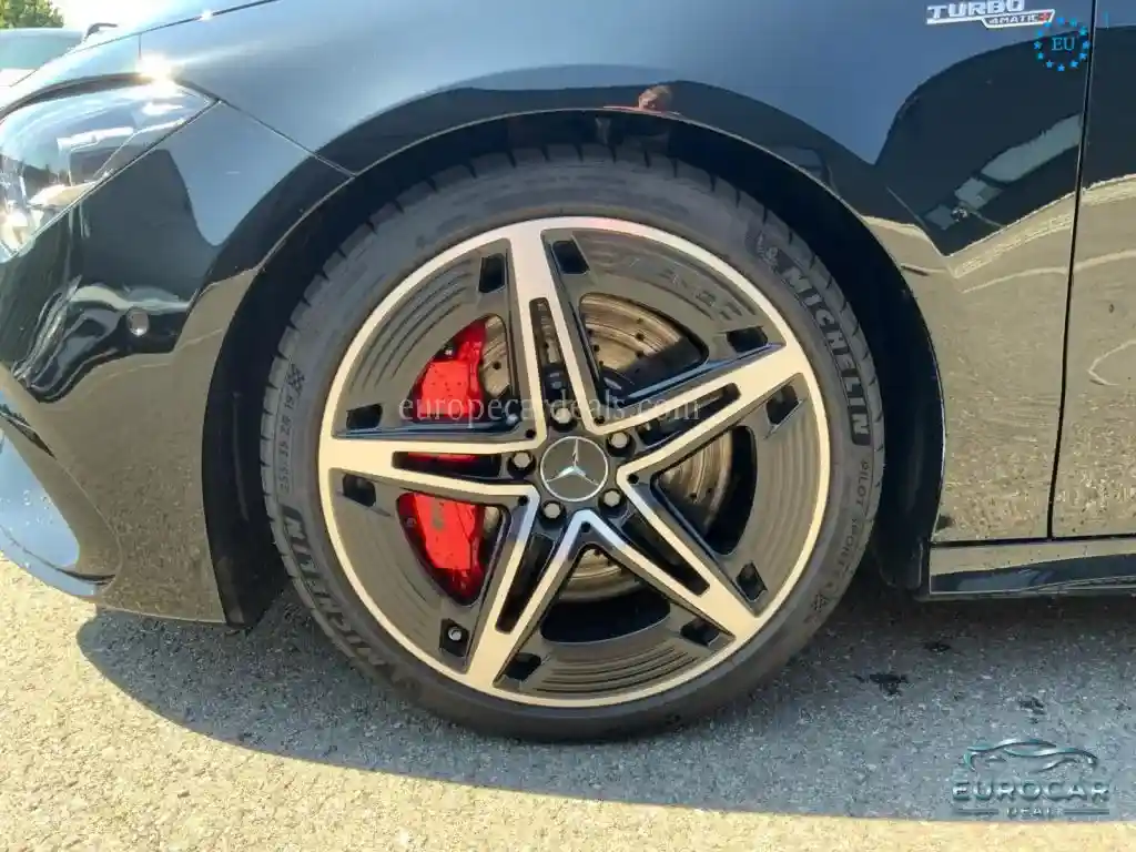 Mercedes-Benz CLA 45 AMG
