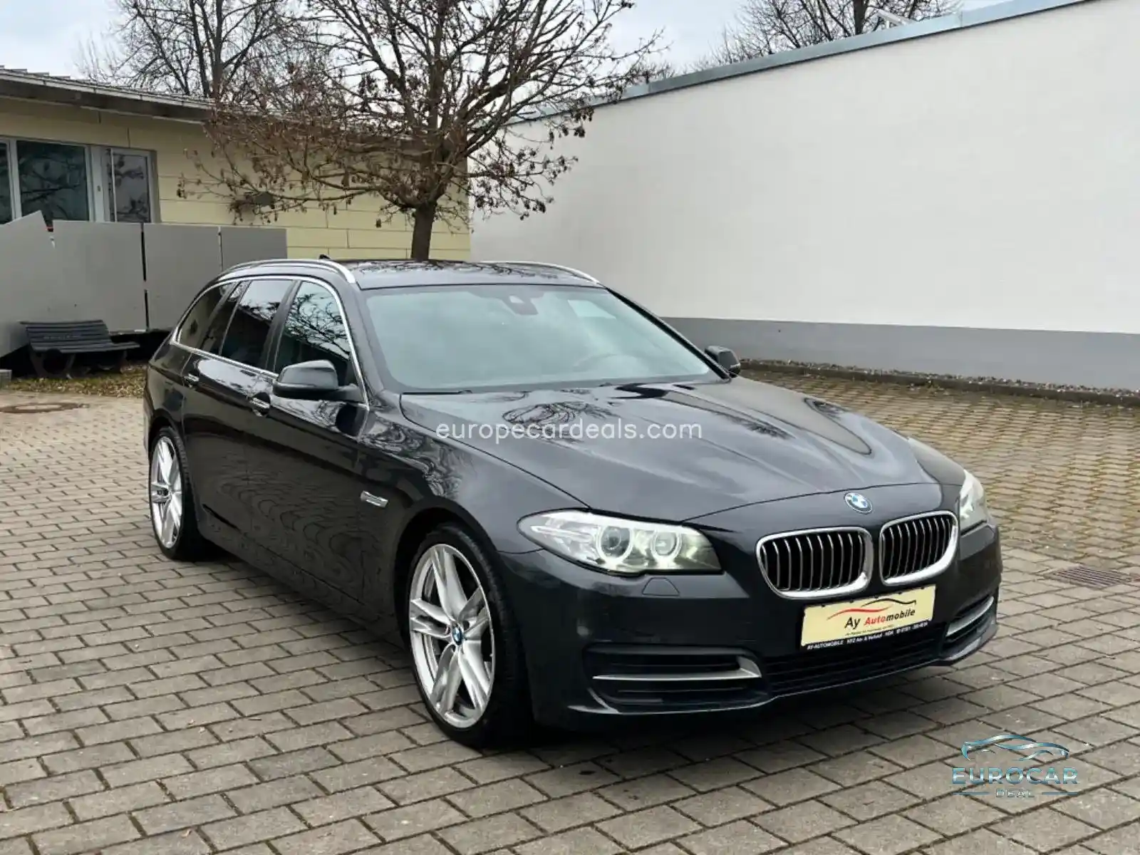 BMW 525