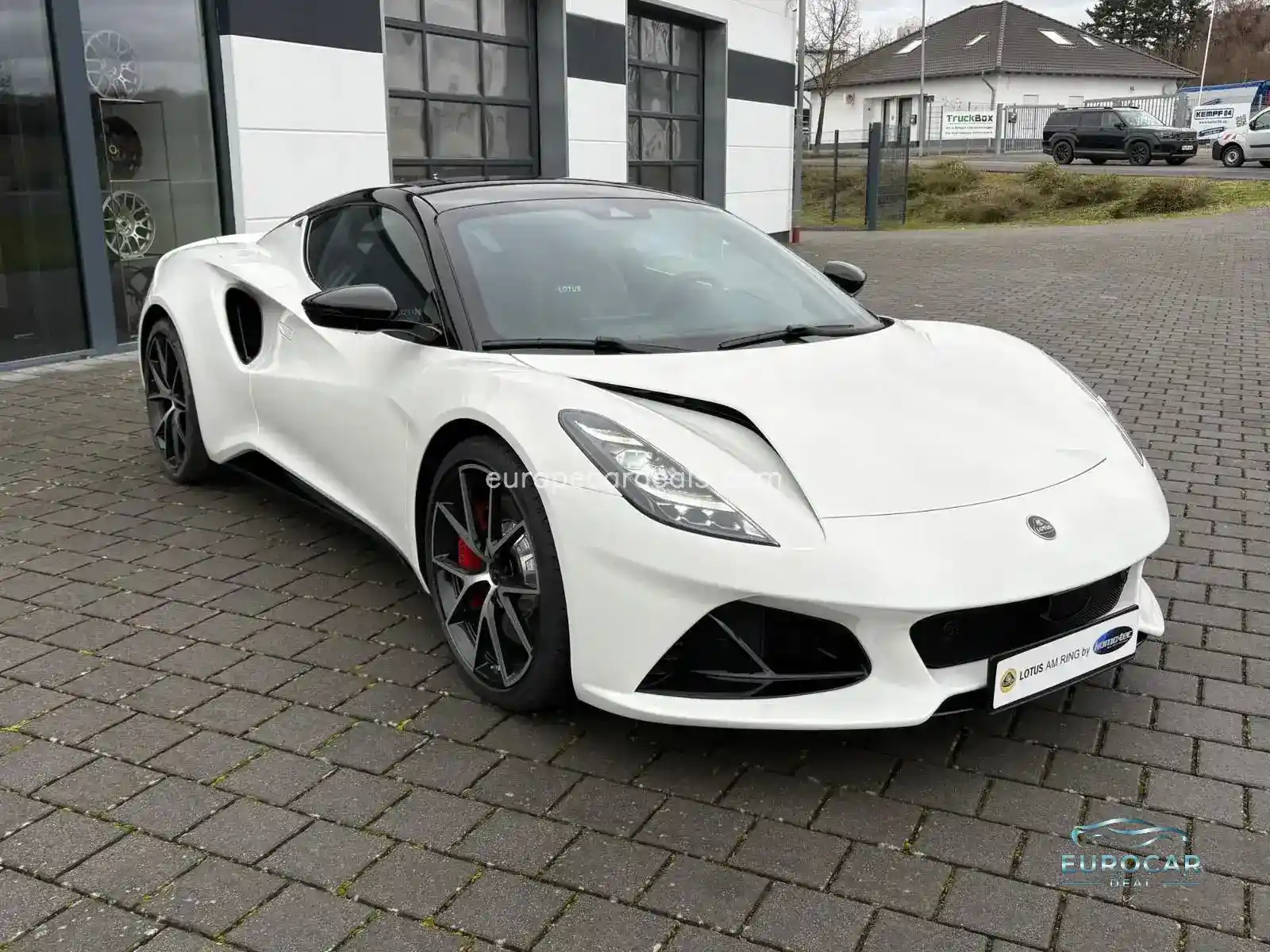 Lotus Emira
