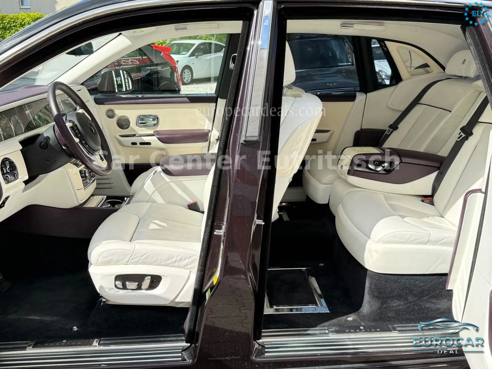Rolls-Royce Phantom
