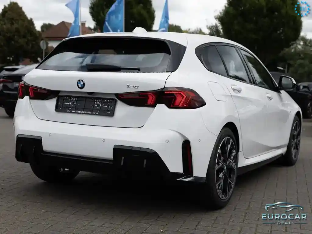 BMW 120