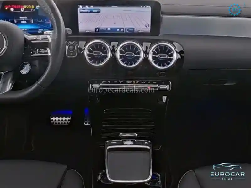 Mercedes-Benz CLA 35 AMG Shooting Brake