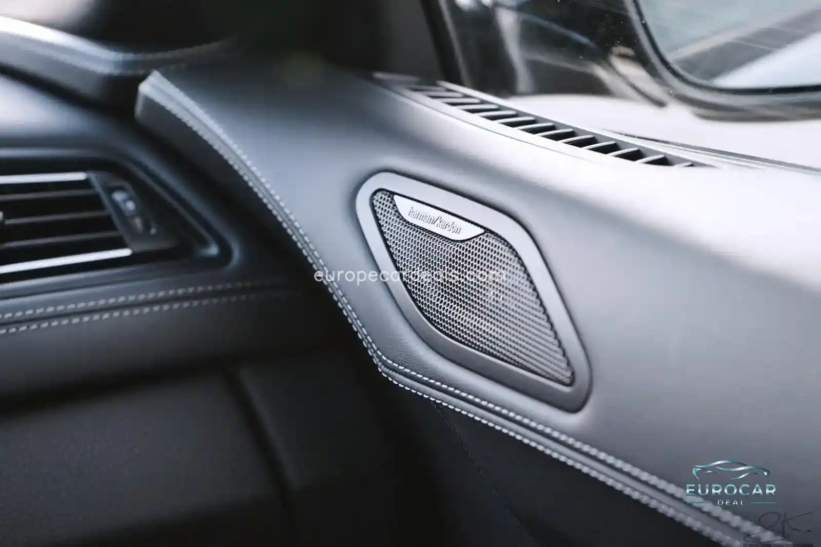 640