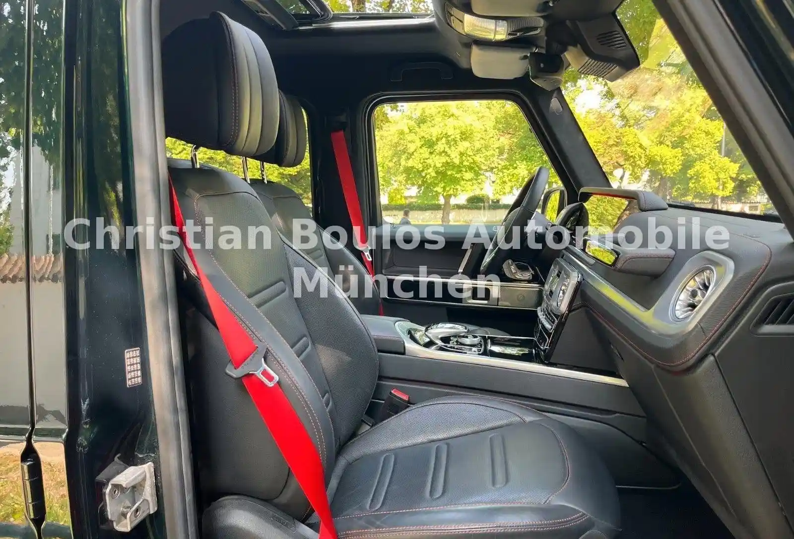 Mercedes-Benz G 500