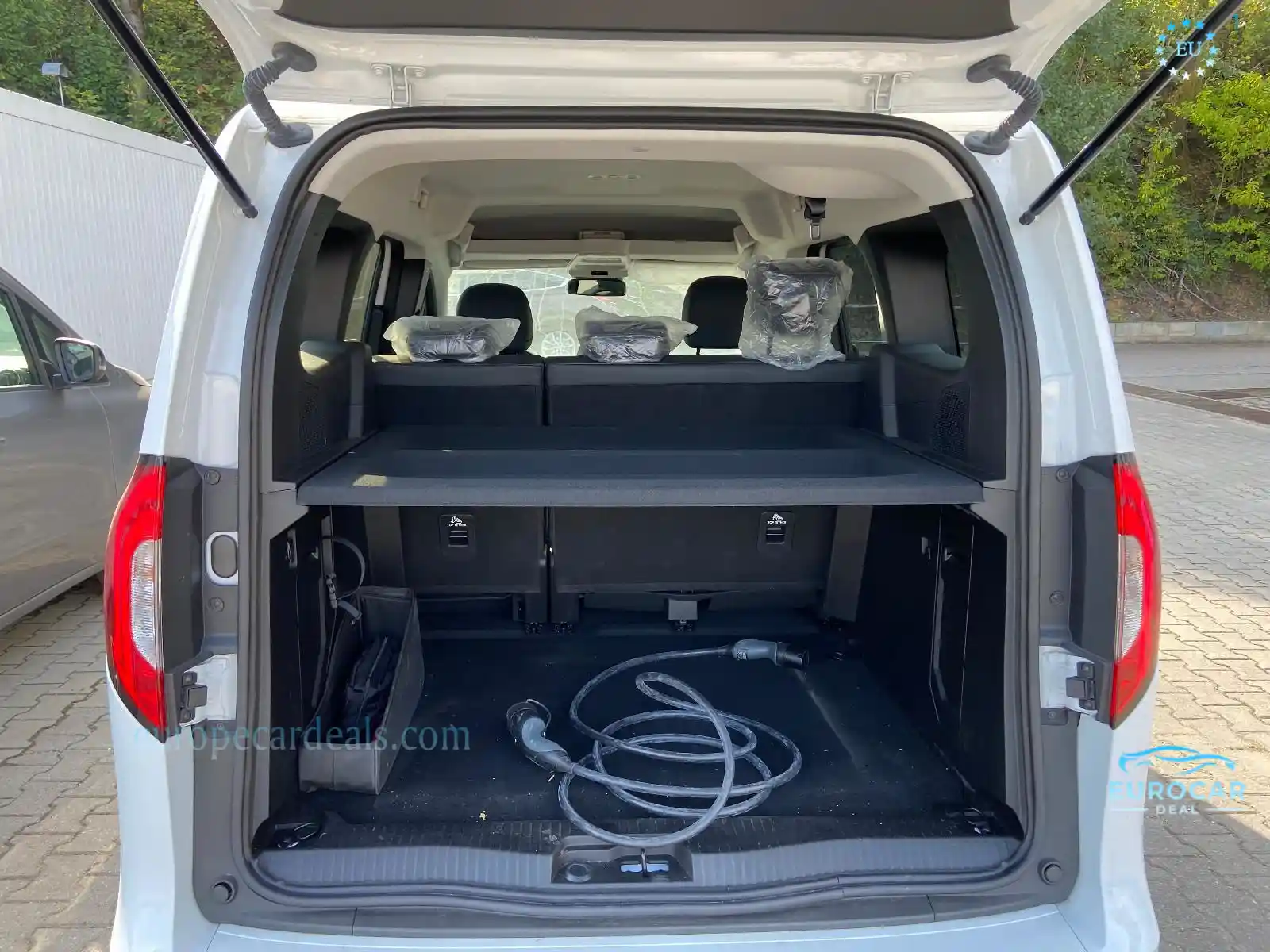 Mercedes-Benz EQT