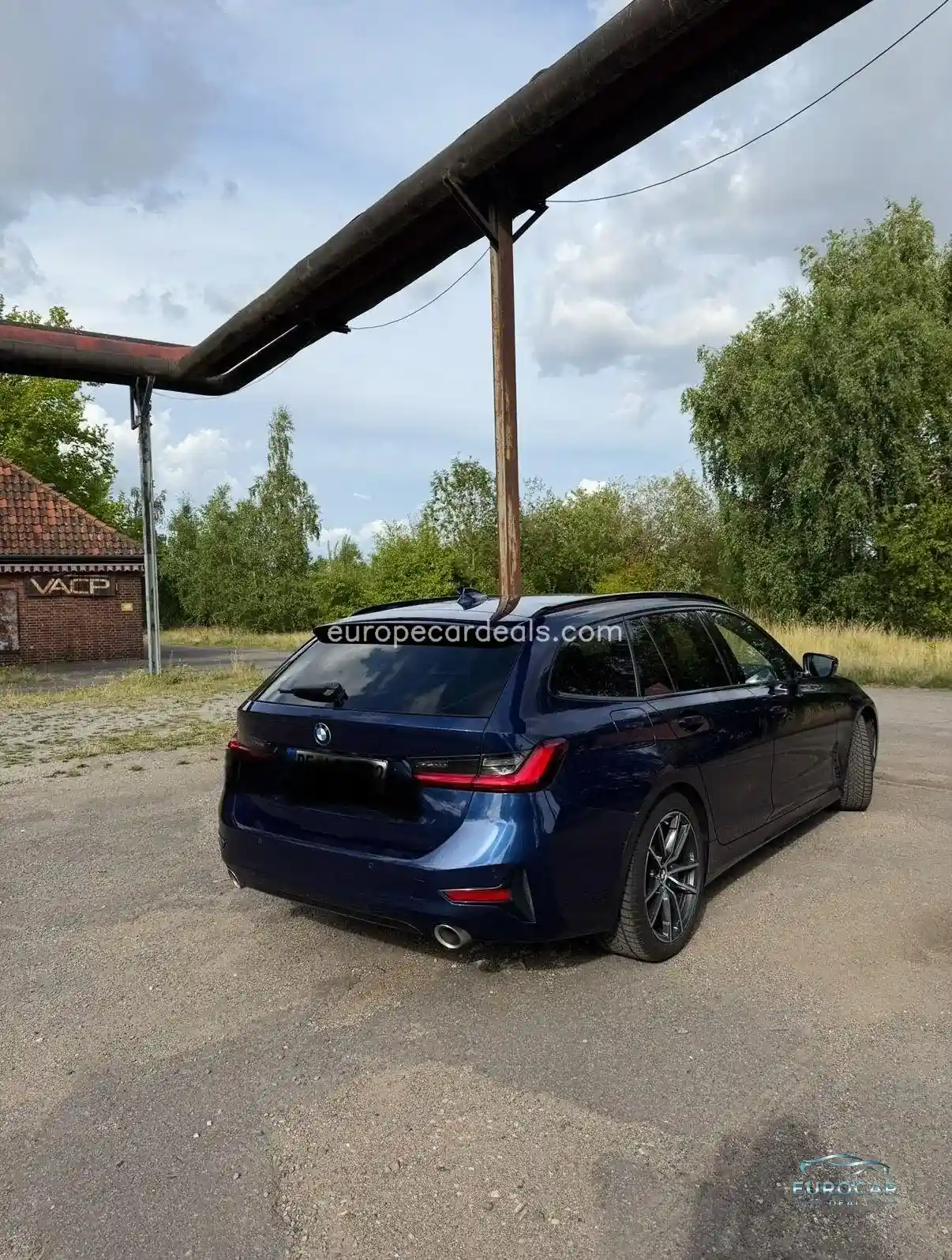 BMW 330