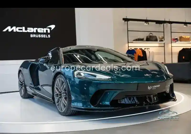 McLaren GT