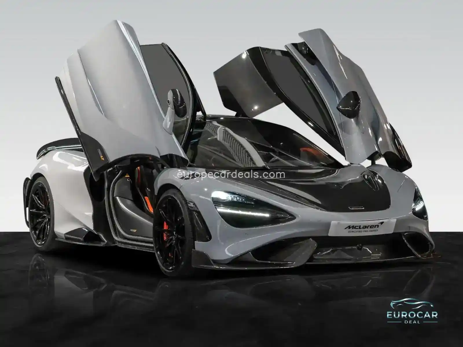McLaren 765LT