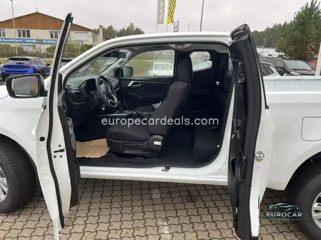 Space Cab 4WD Autm. LS