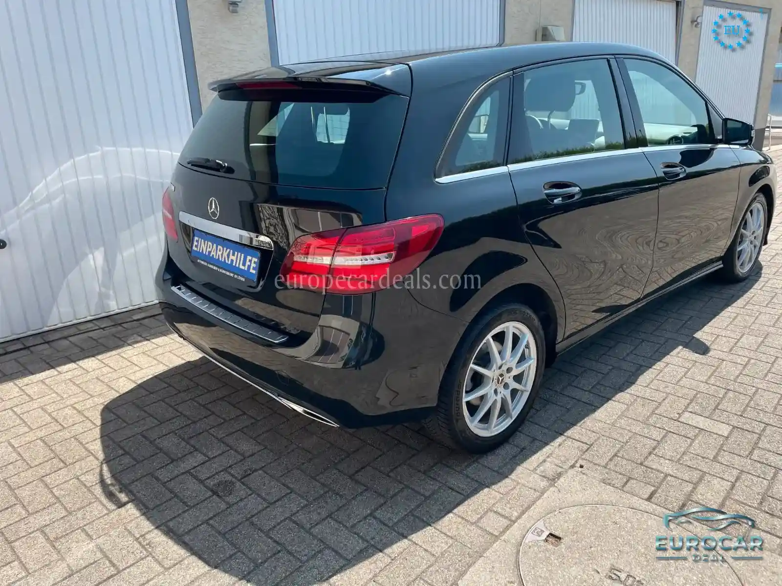 Mercedes-Benz B 180
