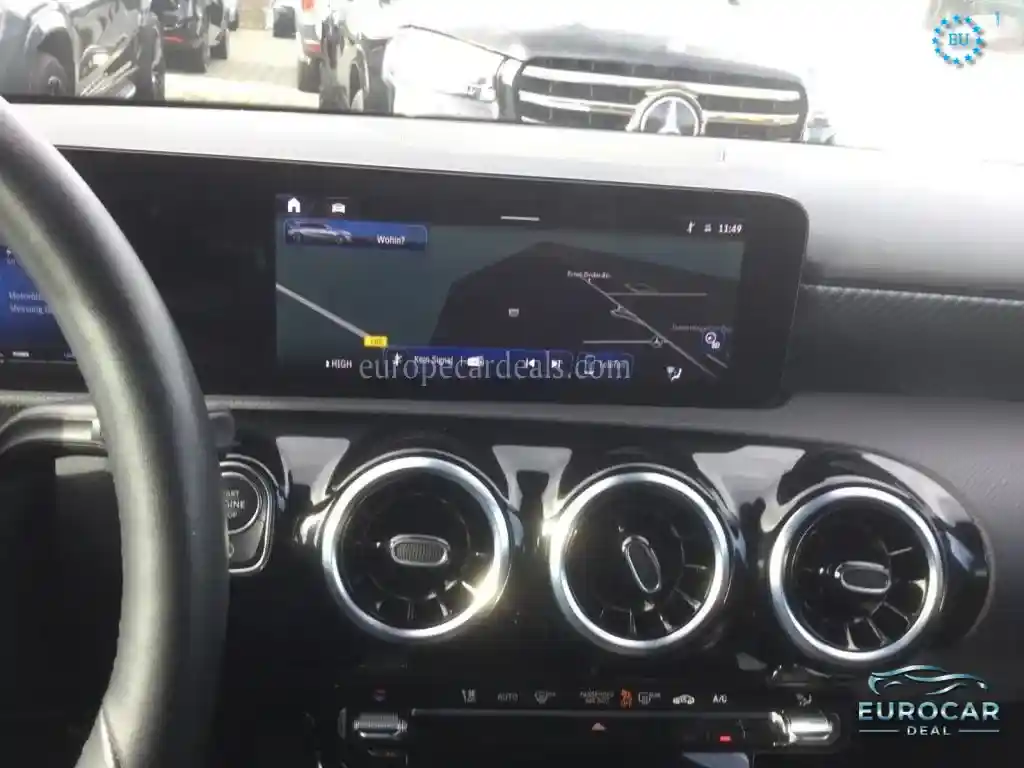 Mercedes-Benz A 220