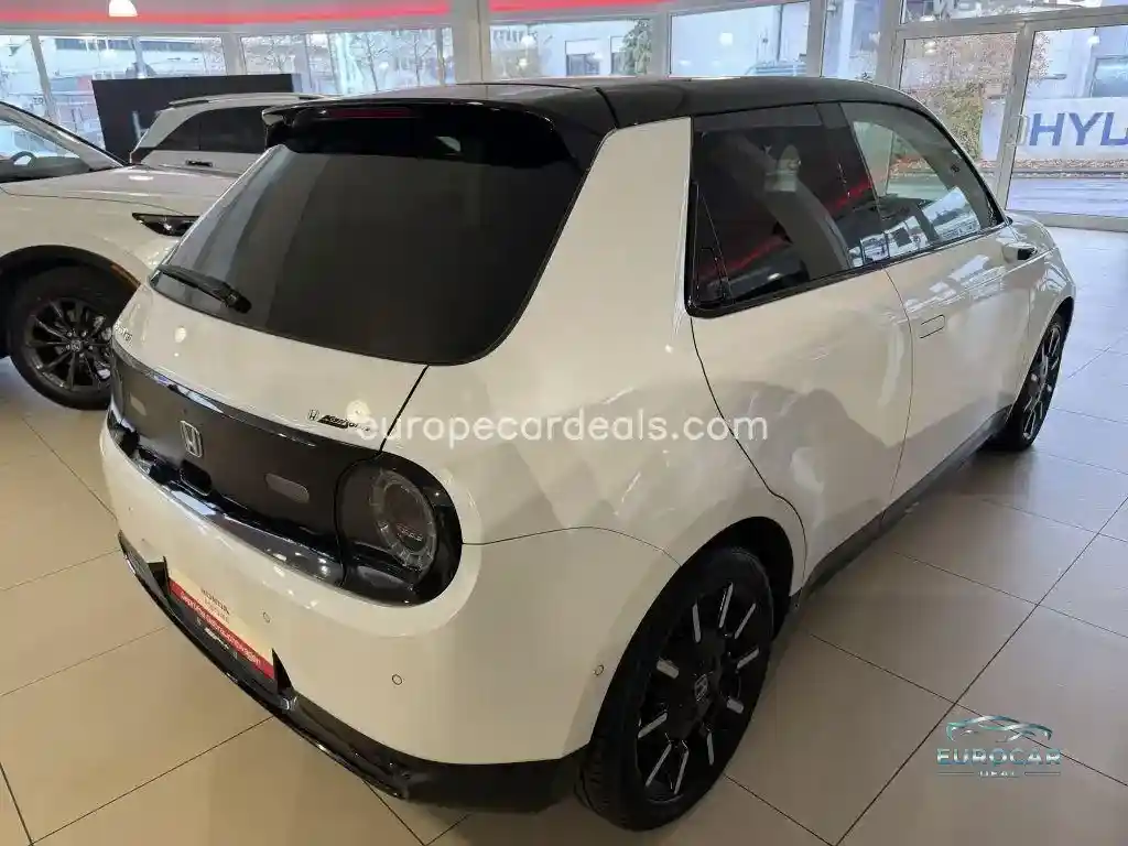 Honda e