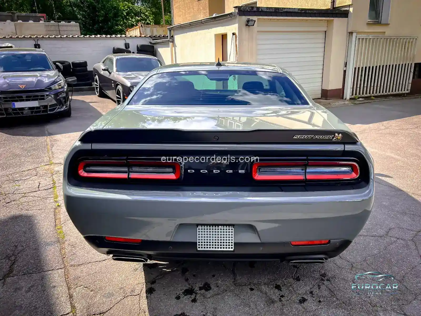 Dodge Challenger