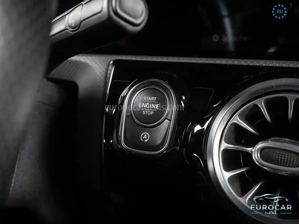Mercedes-Benz A 35 AMG