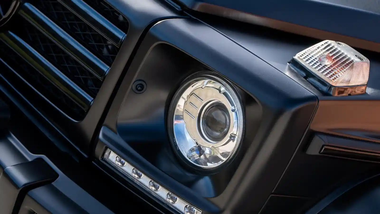 Mercedes-Benz G 500