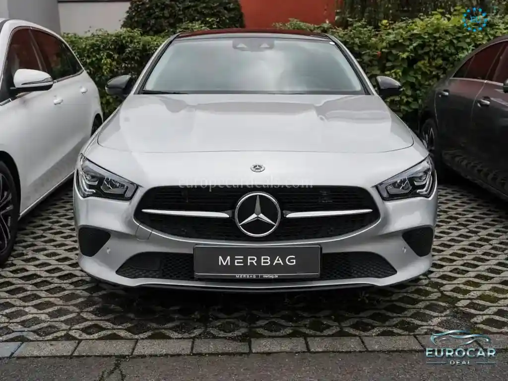 Mercedes-Benz CLA 200