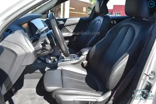 BMW 128