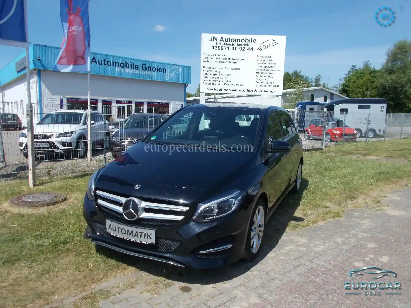 Mercedes-Benz B 220