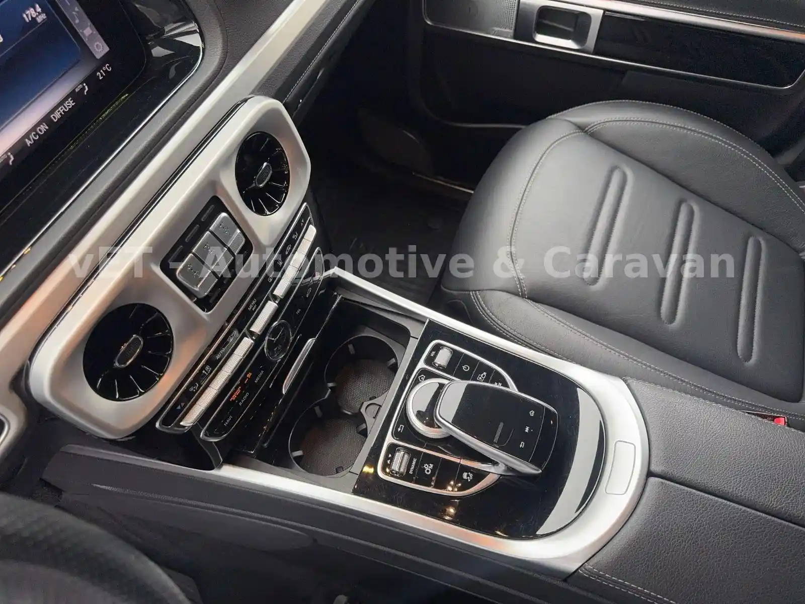 Mercedes-Benz G 500