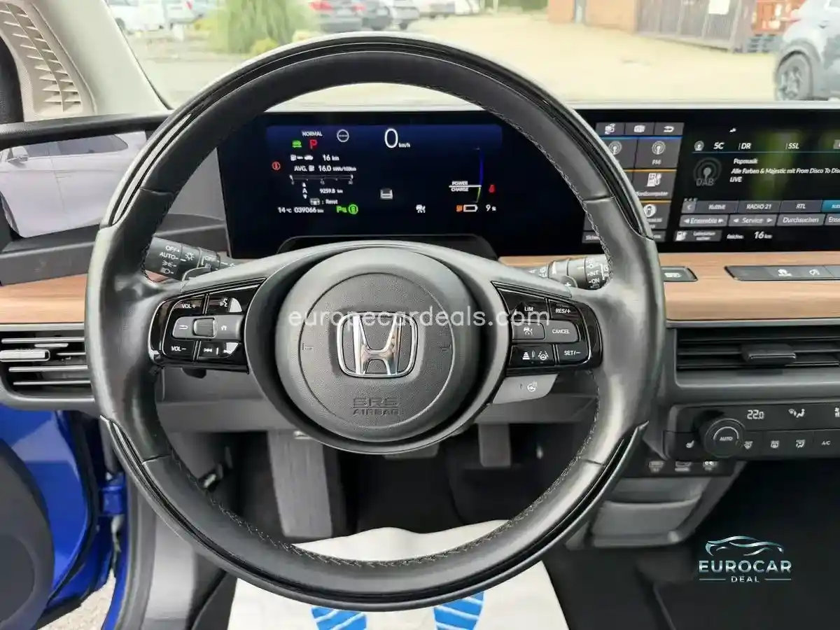 Honda e