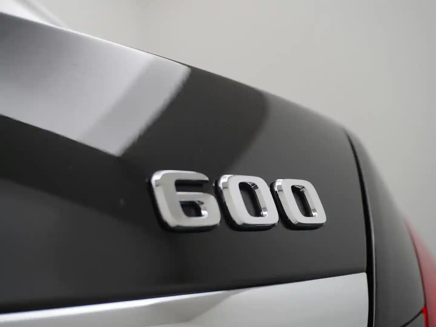 Mercedes-Benz S 600
