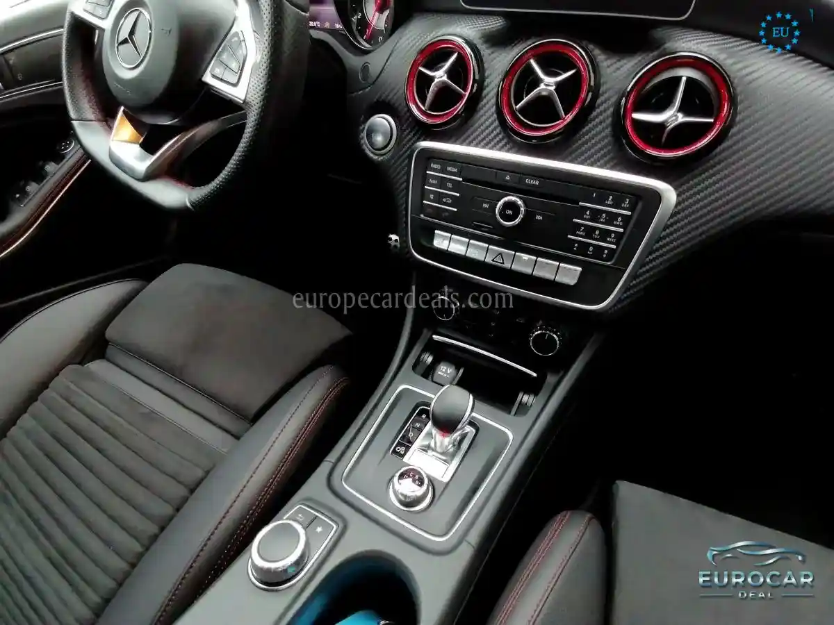 Mercedes-Benz A 45 AMG