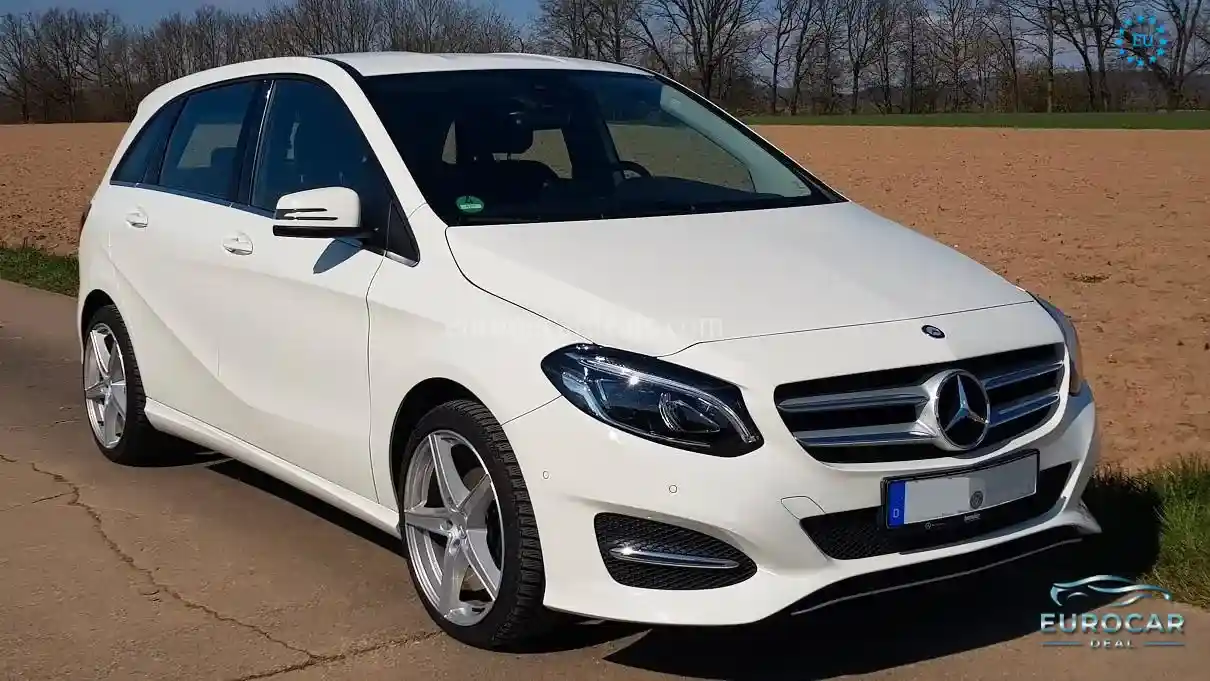 Mercedes-Benz B 180
