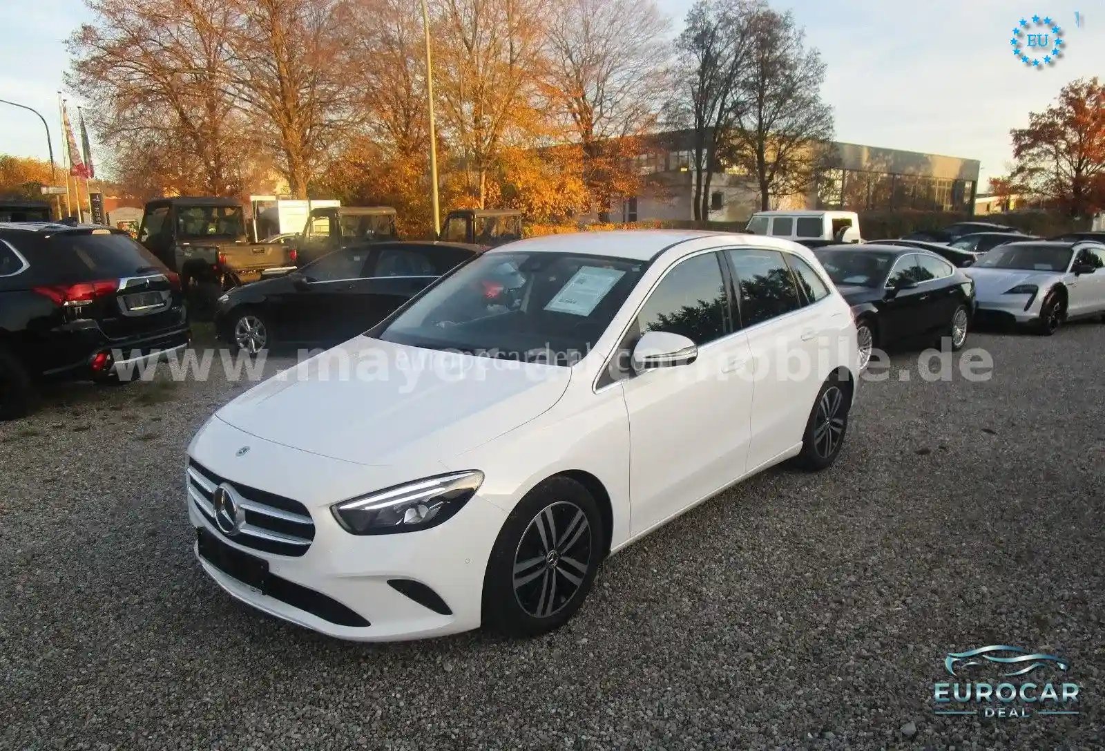 Mercedes-Benz B 180