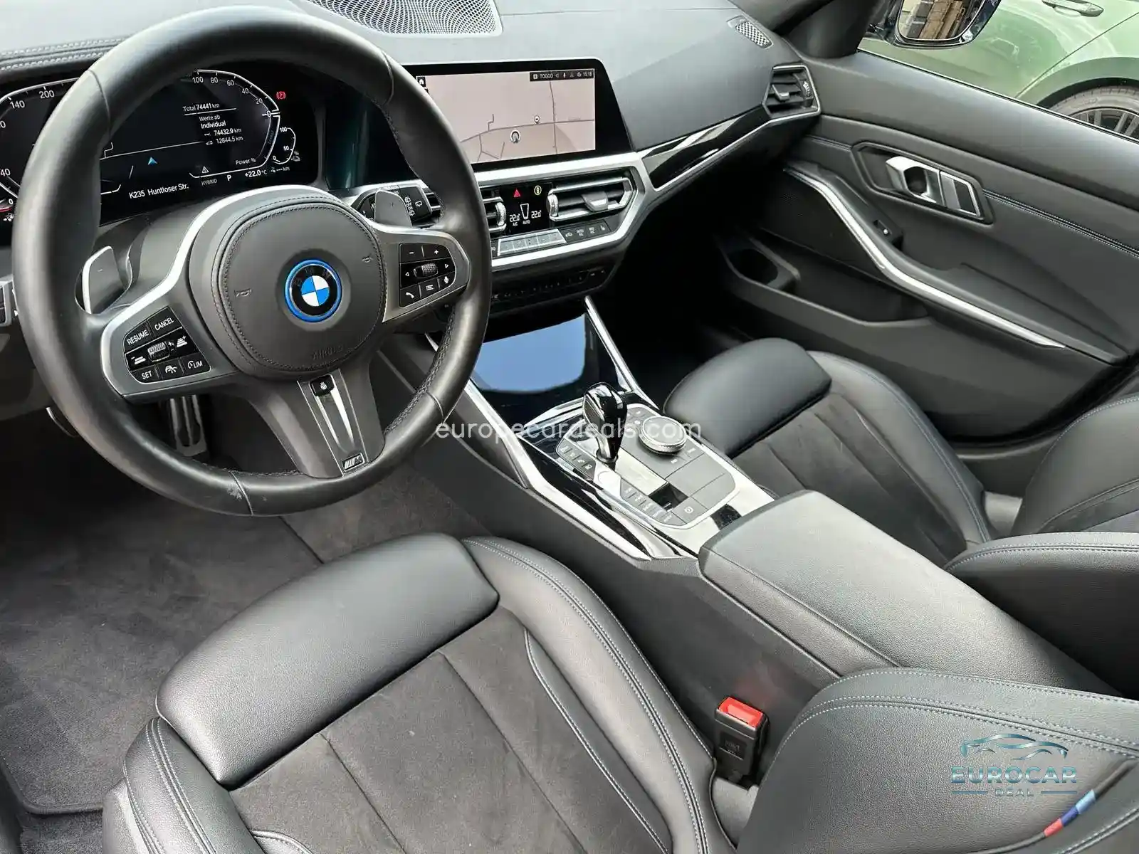 BMW 330