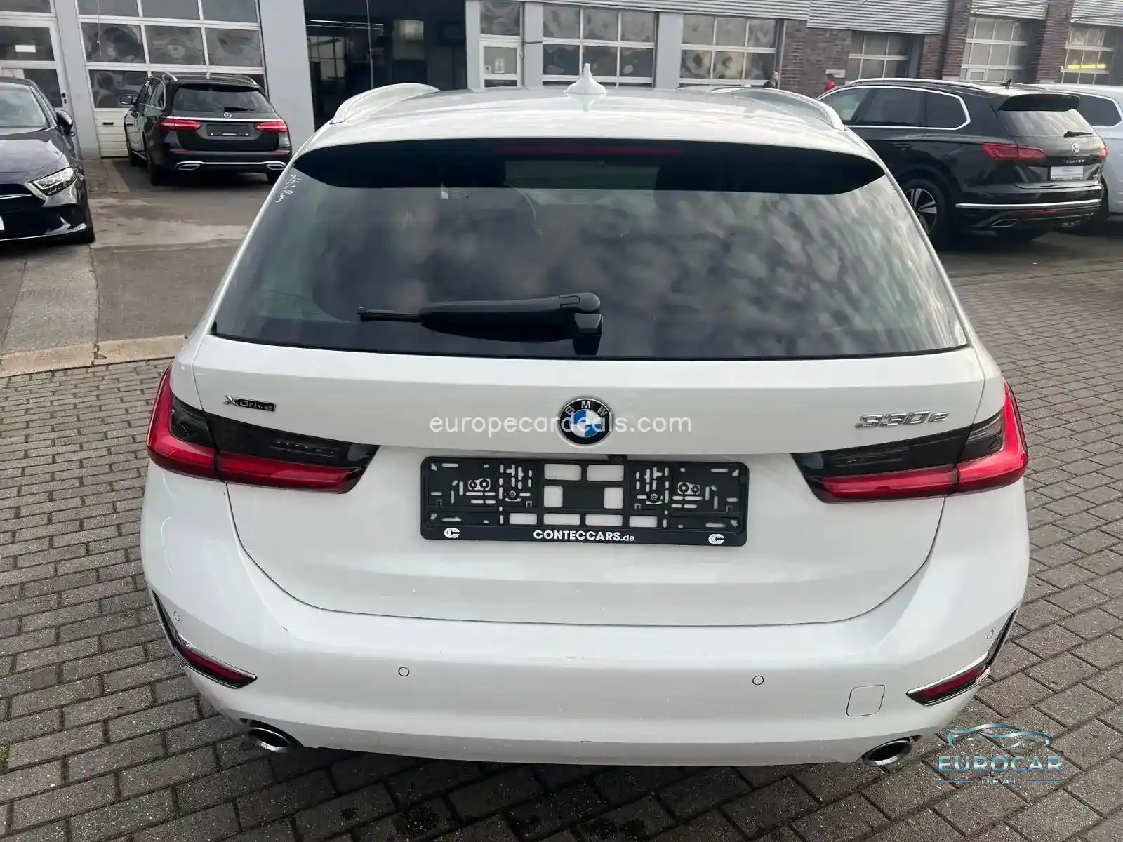 BMW 330