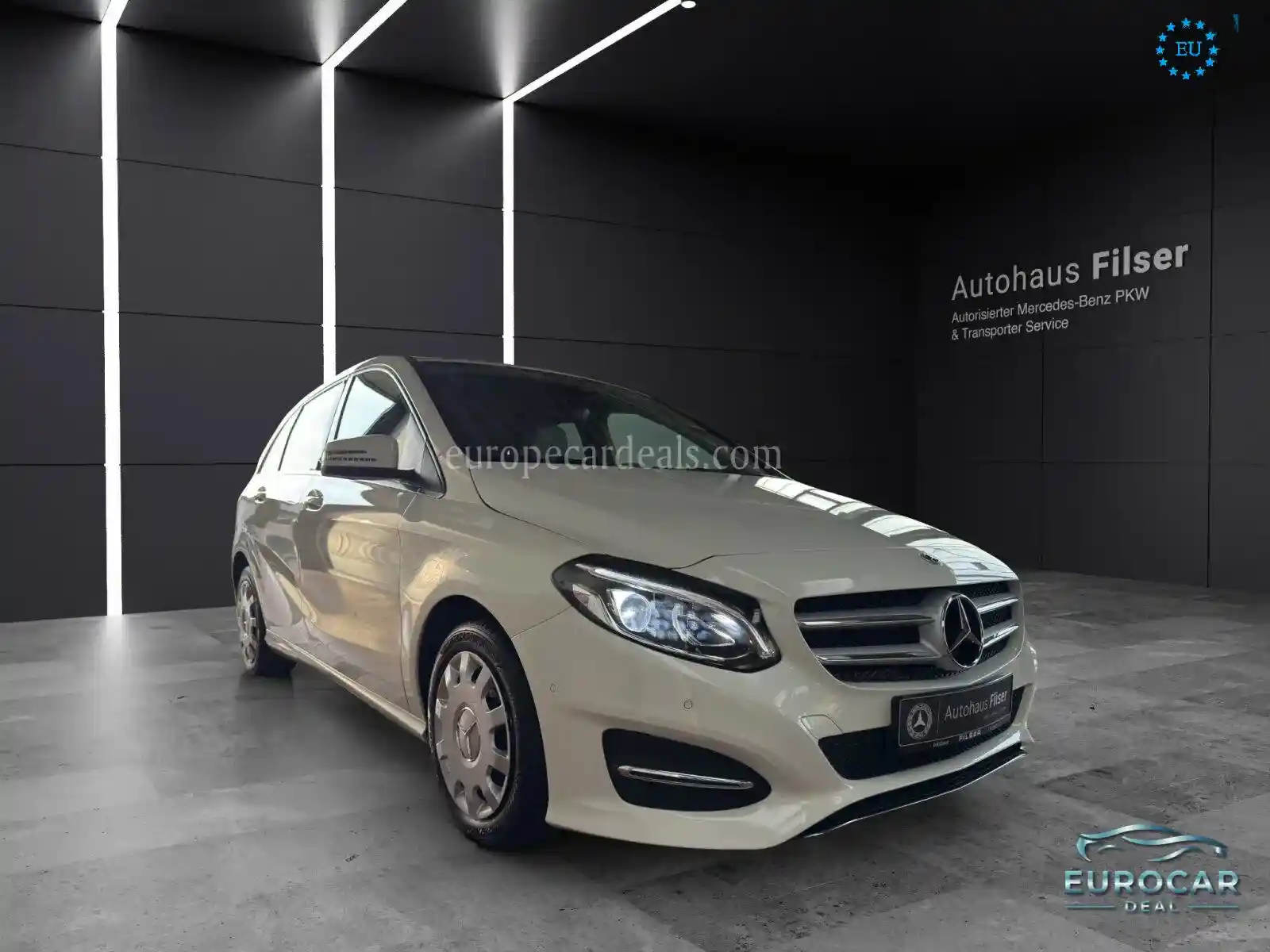 Mercedes-Benz B 180
