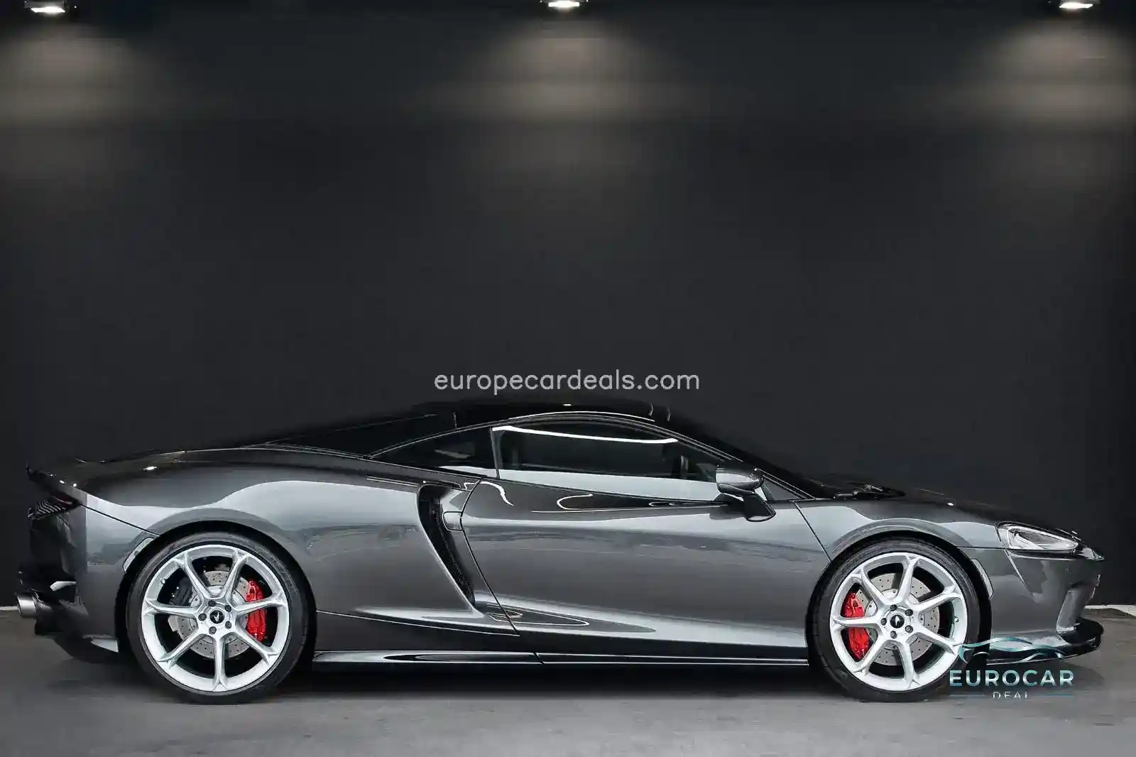 McLaren GT