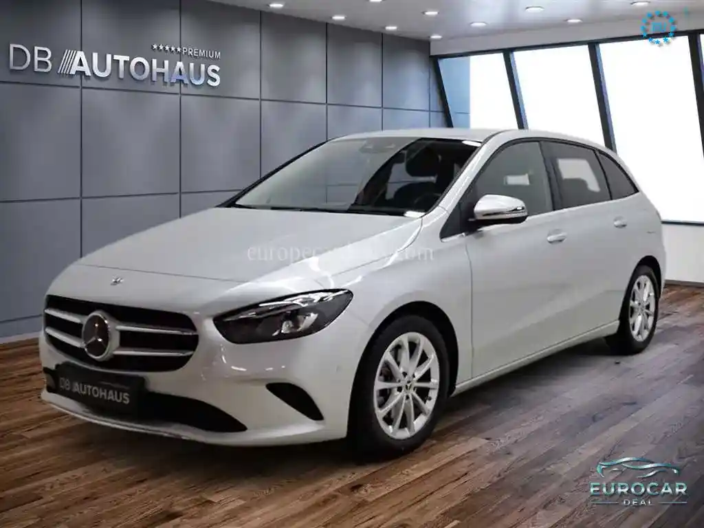 Mercedes-Benz B 220