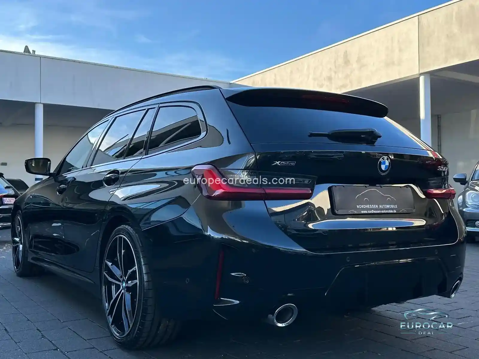 BMW 330