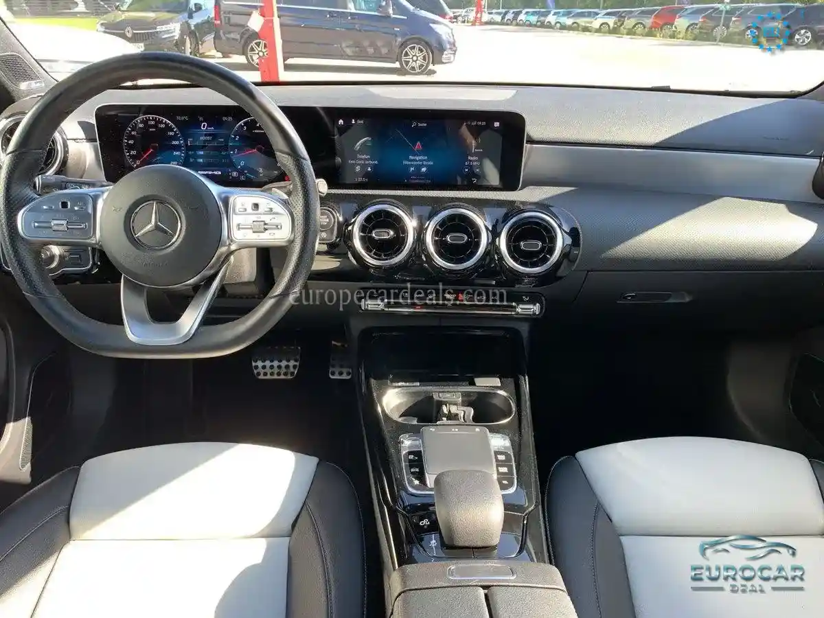 Mercedes-Benz A 35 AMG